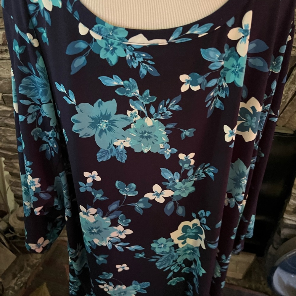 Woman within 5xl